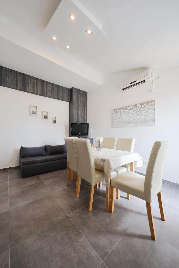Skara Apartmán *